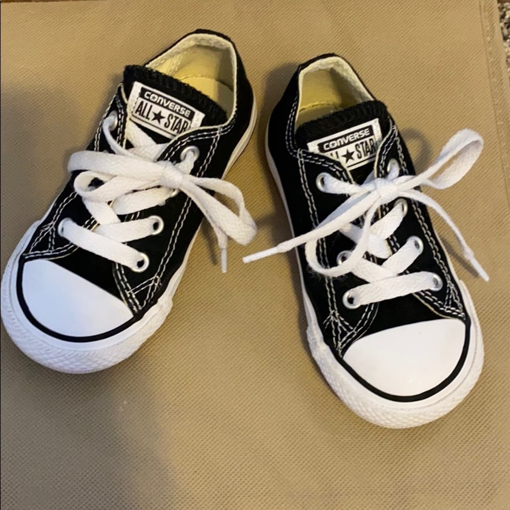 Toddler Size 7 Converse Chuck Taylors